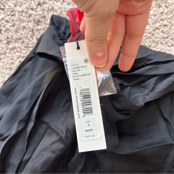 Alice + Olivia Corine Mini Dress in Peony Petals - Picture 4 of 11